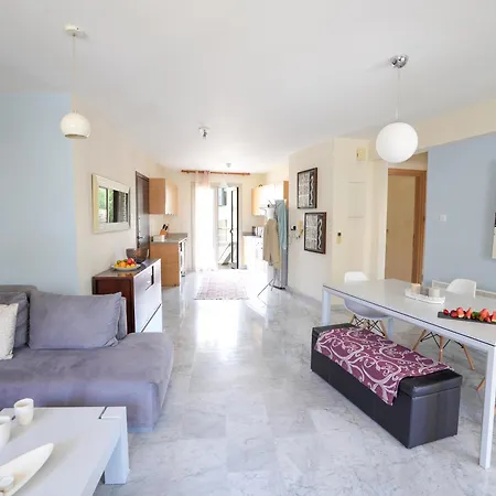 Apartment Mediterranean Escape - Steps From The