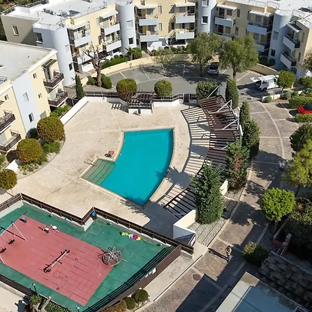 Apartment Mediterranean Escape - Steps From The Limassol