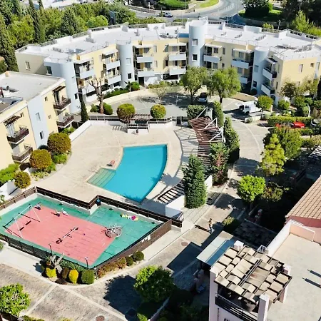 Apartment Mediterranean Escape - Steps From The Limassol